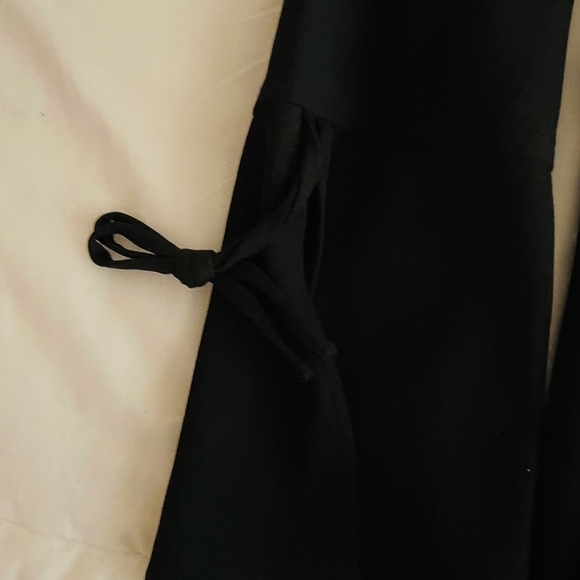 Saks 5th label tunic size small - black - Picture 4 of 6